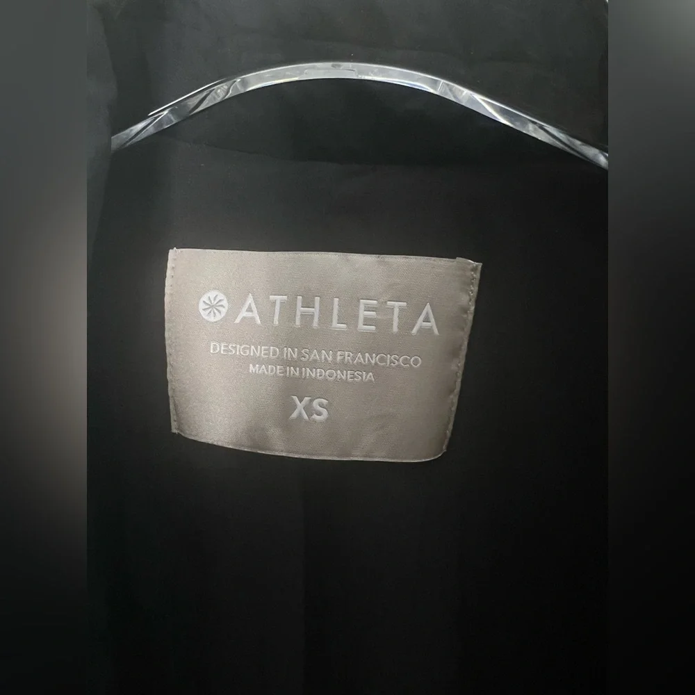 Athleta Black Lightweight Puffer Jacket Sz XS
